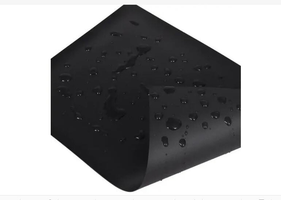Fodere nere del tessuto di Geomembrane di anti di infiltrazione del polietilene ad alta densità 1.0mm dell'HDPE di isolamento inquinamento del terreno incolto anti
